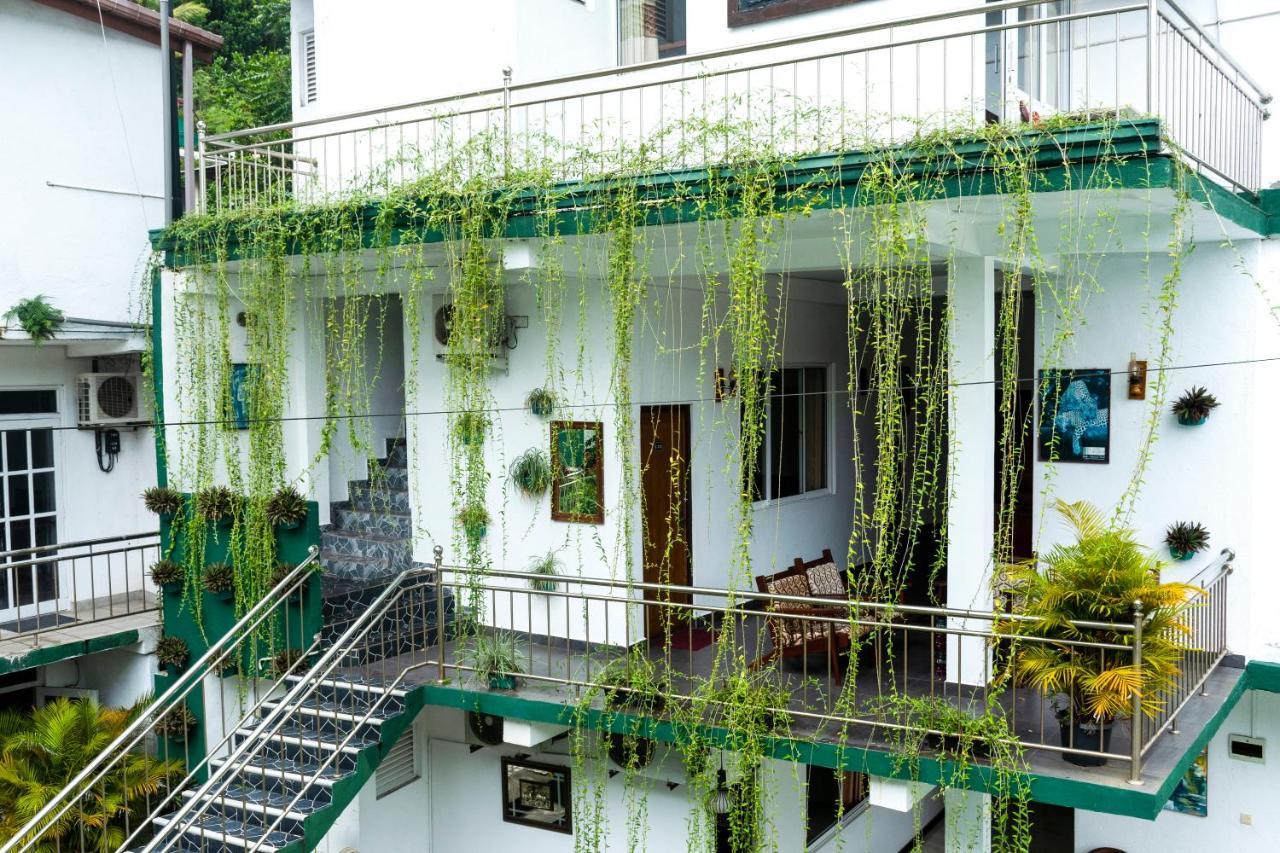 Kandy Riverside Villa Екстер'єр фото