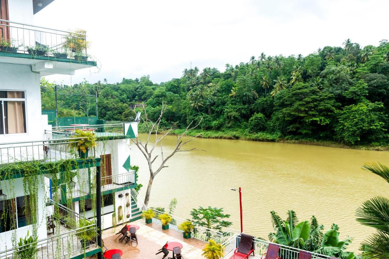 Kandy Riverside Villa Екстер'єр фото