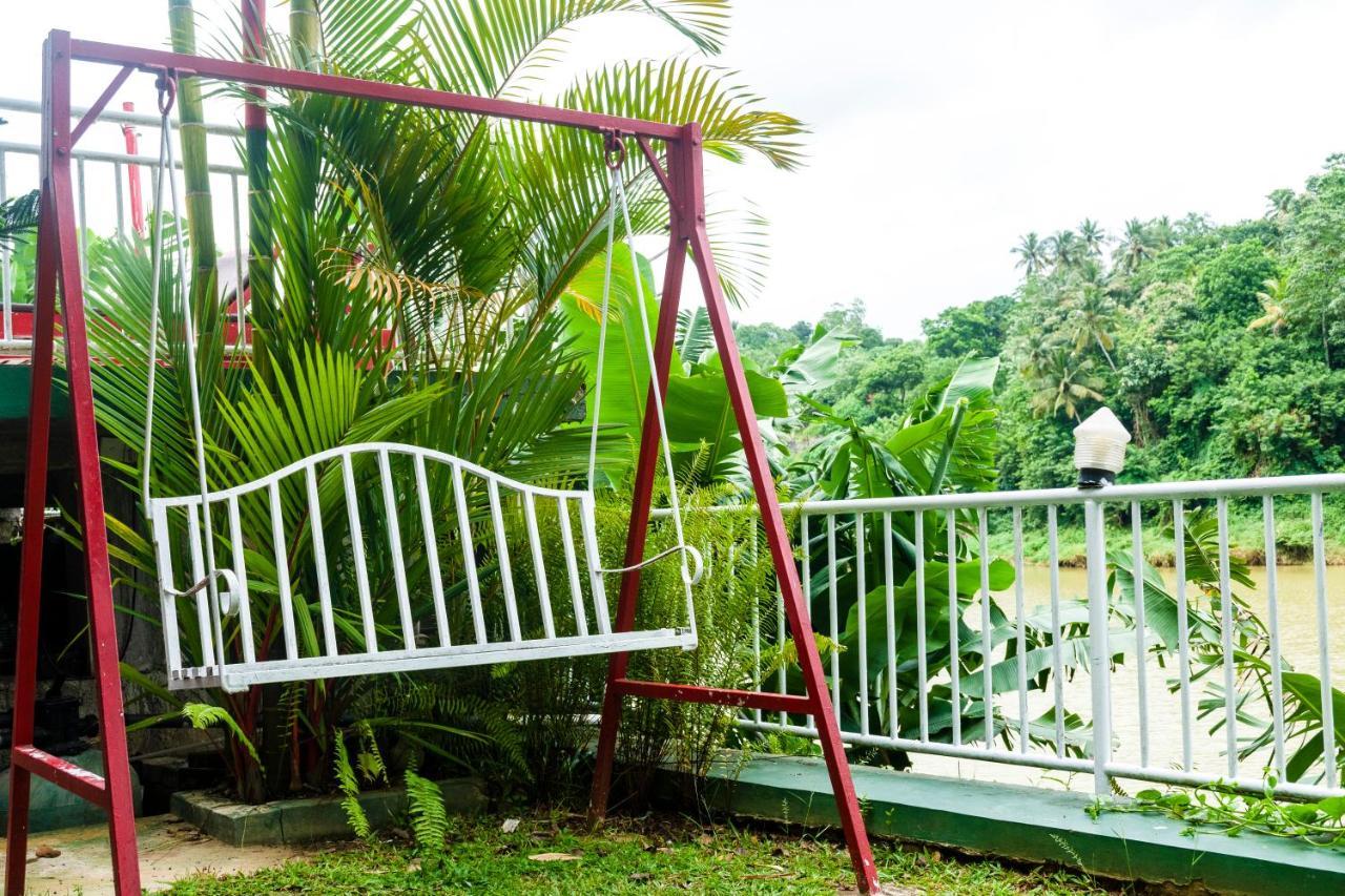 Kandy Riverside Villa Екстер'єр фото