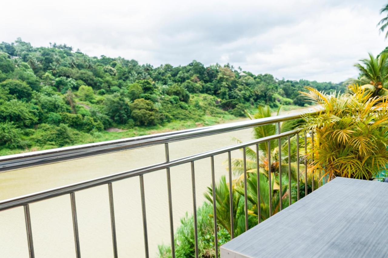 Kandy Riverside Villa Екстер'єр фото