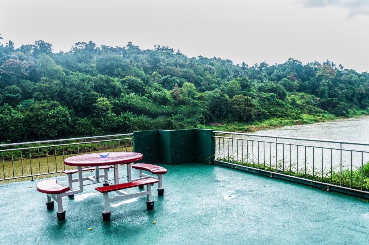 Kandy Riverside Villa Екстер'єр фото